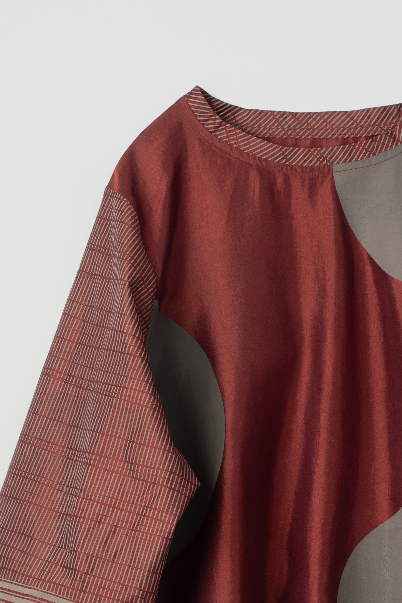 BURGUNDY BIG DOT DRESS