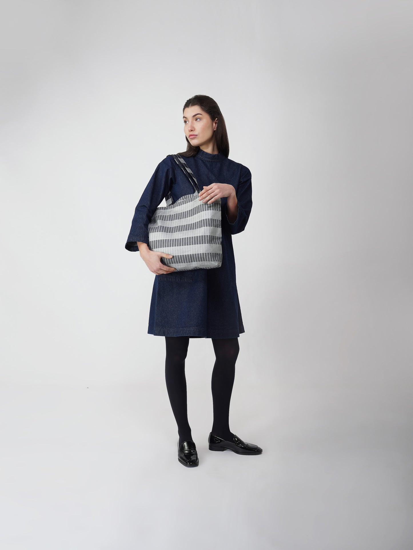 SILVER TOTE