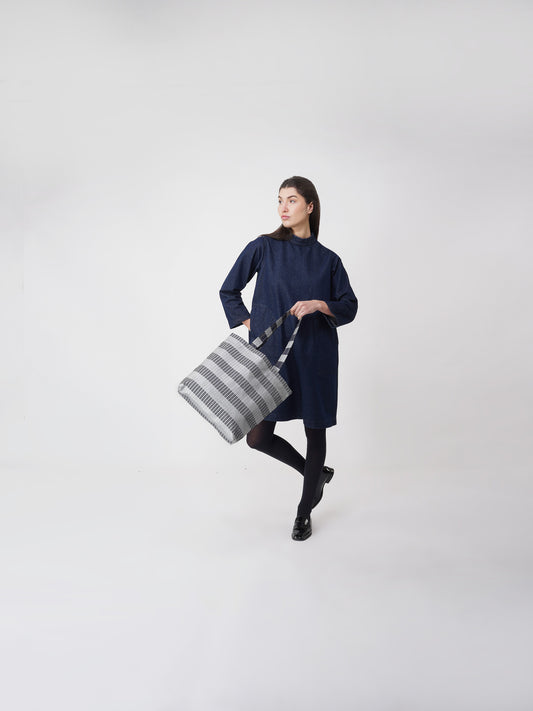 SILVER TOTE