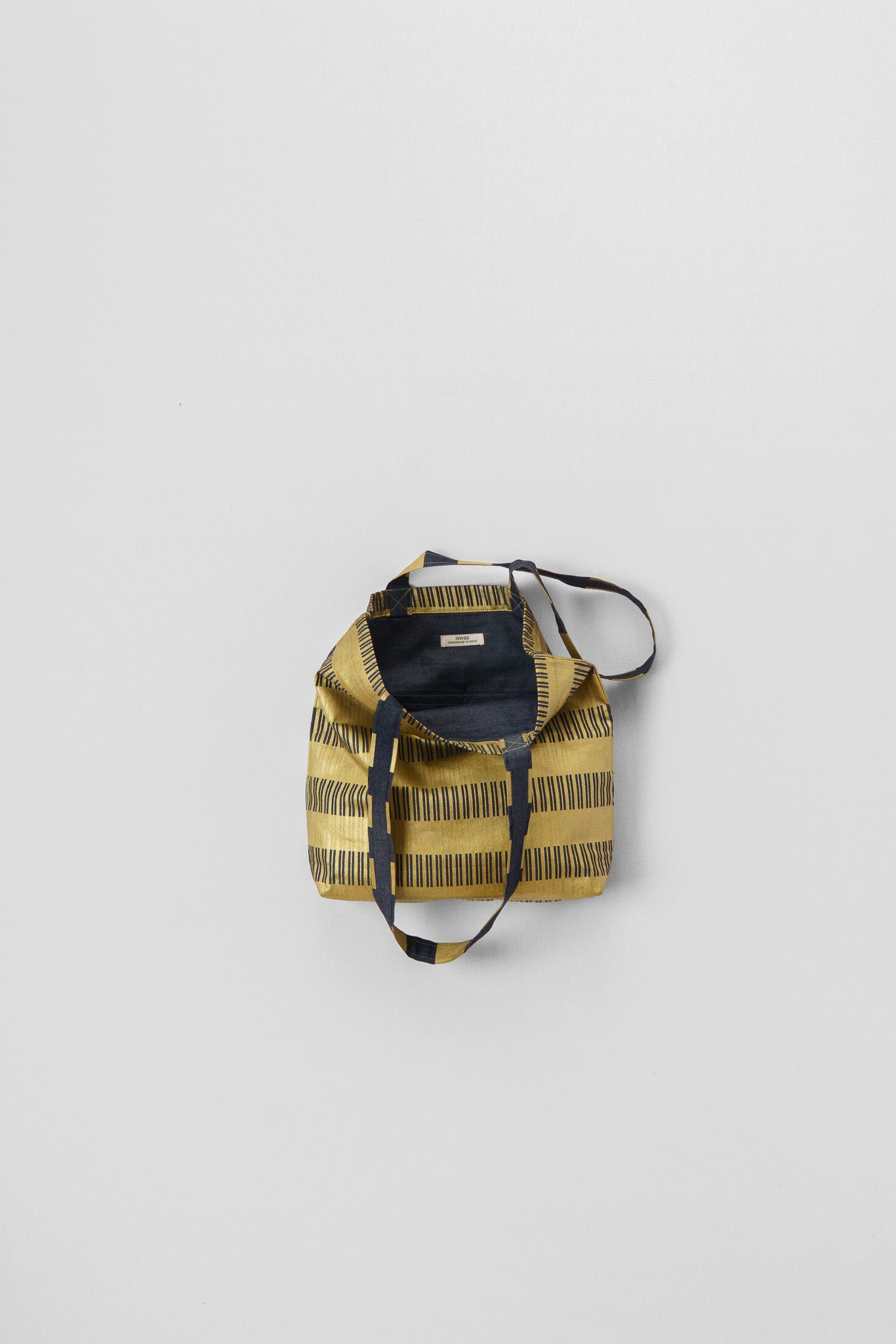 GOLD TOTE