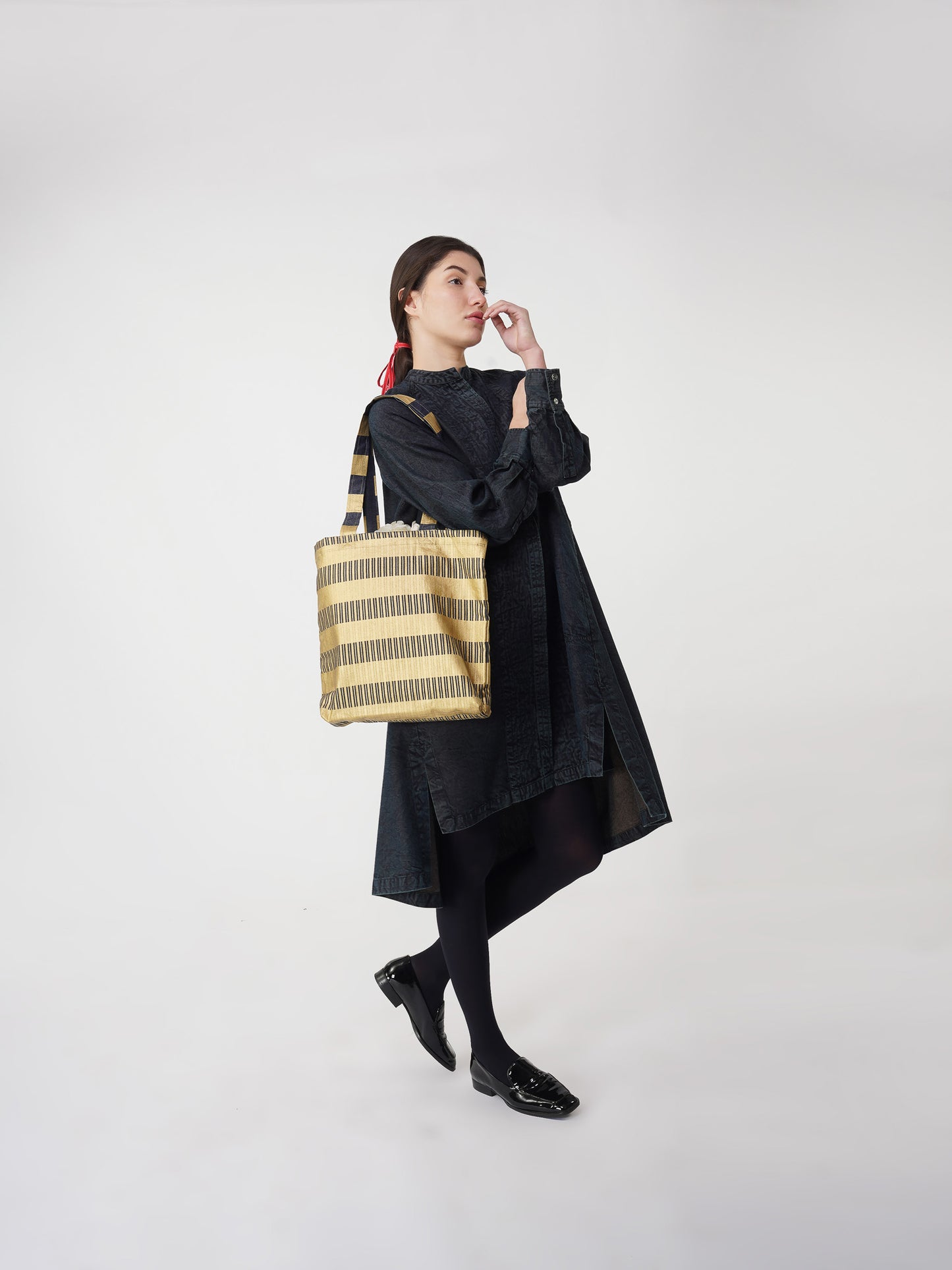 GOLD TOTE