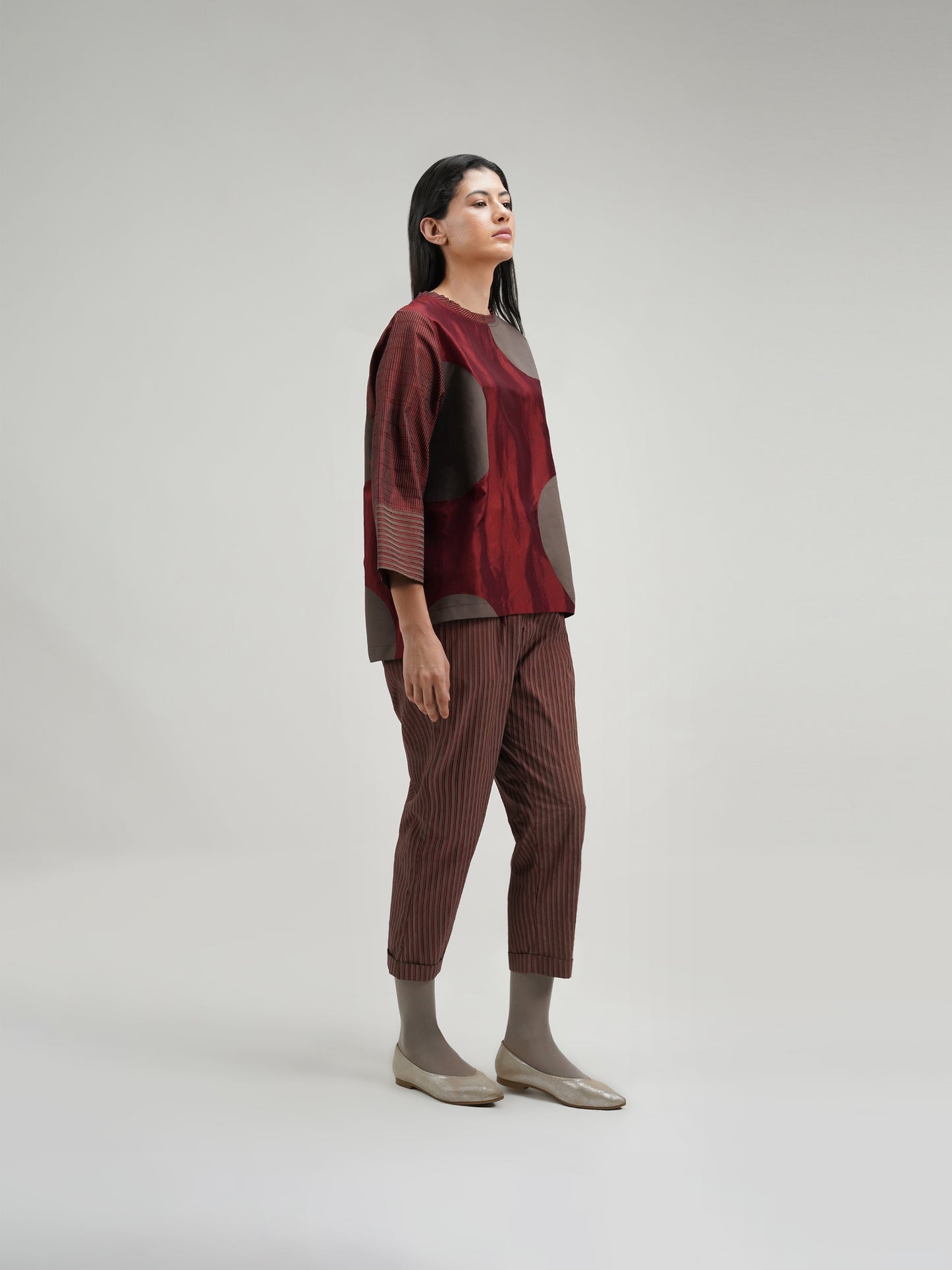 BURGUNDY BIG DOT TOP