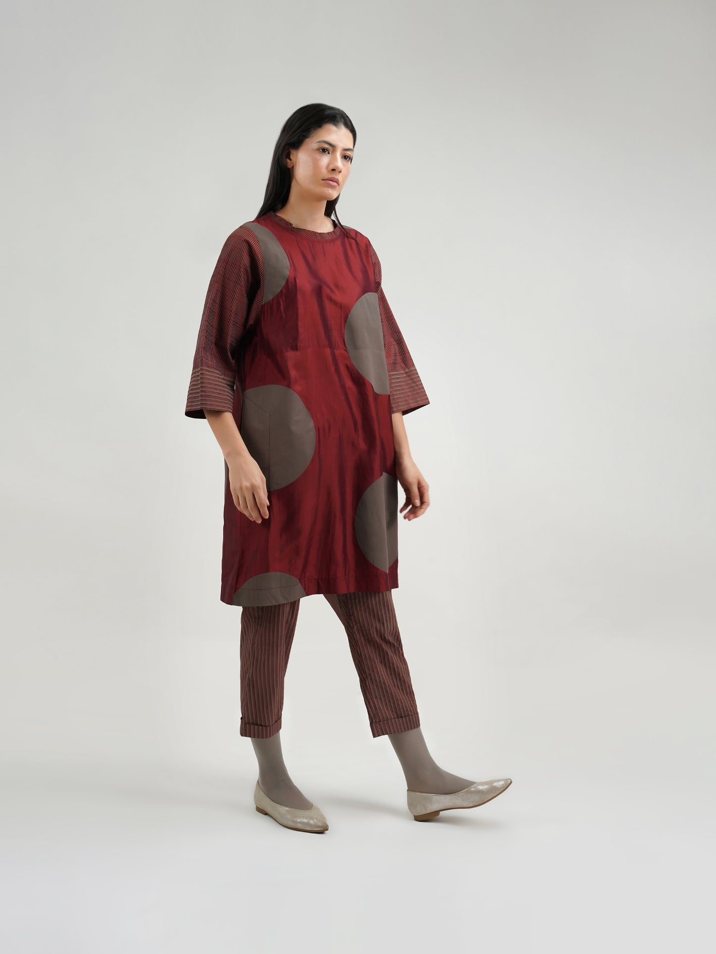 BURGUNDY BIG DOT DRESS