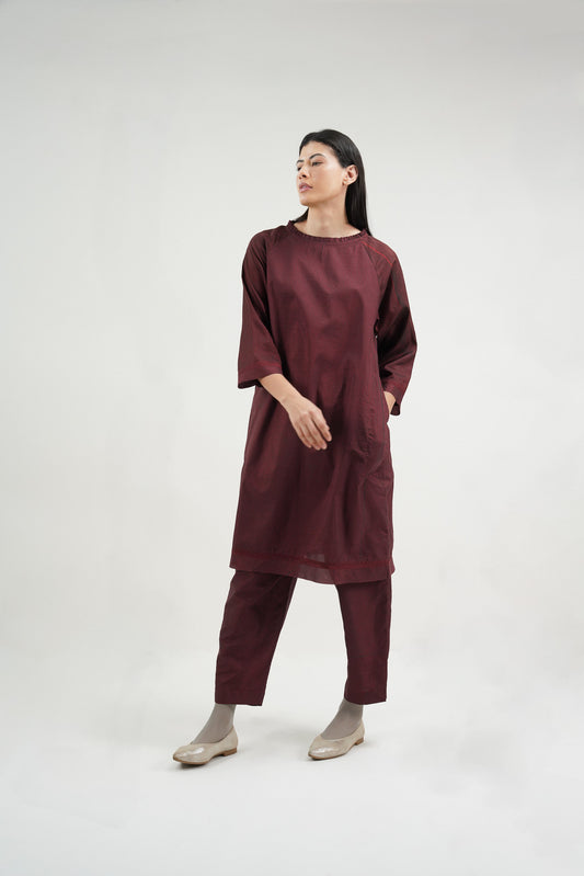 BURGUNDY BOAT NECK DRESS