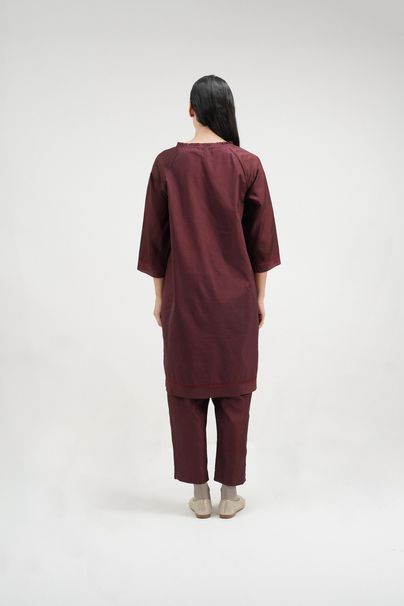 BURGUNDY BOAT NECK DRESS