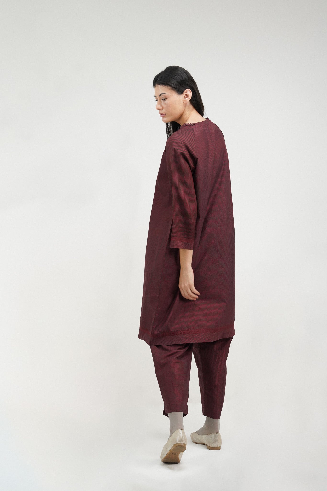BURGUNDY BOAT NECK DRESS