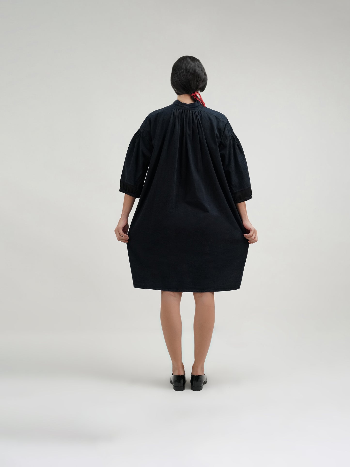 BLACKISH SMOCK