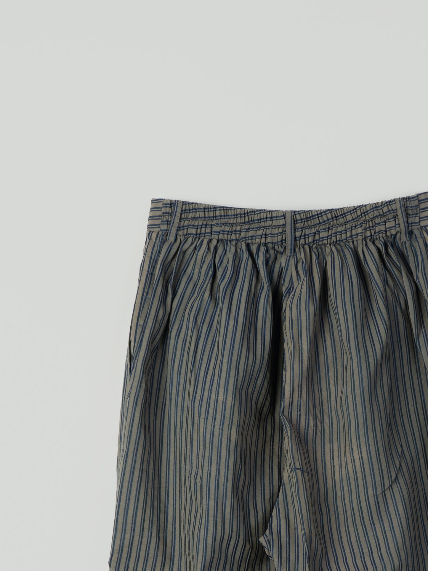NAVY WITH GREY STRIPE PANT