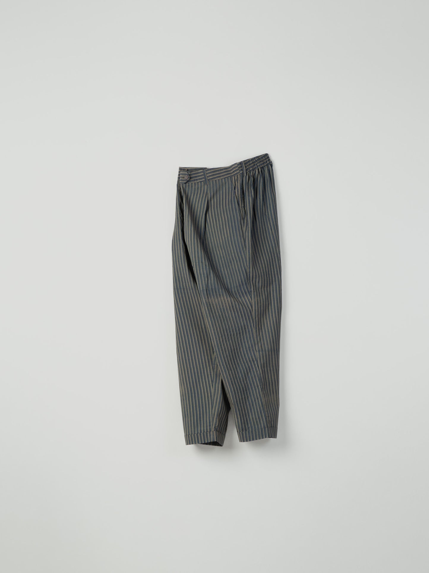 NAVY WITH GREY STRIPE PANT