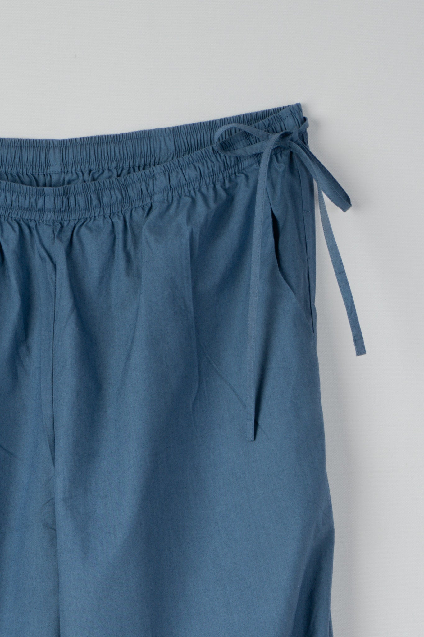 BLUE TUCK PANT
